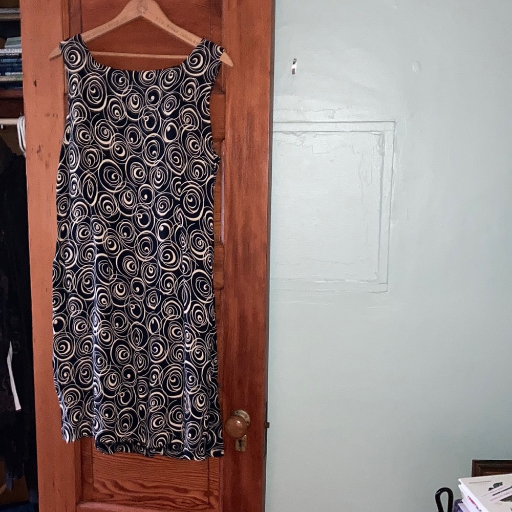 Deborah Parker sleeveless dress- classic shift